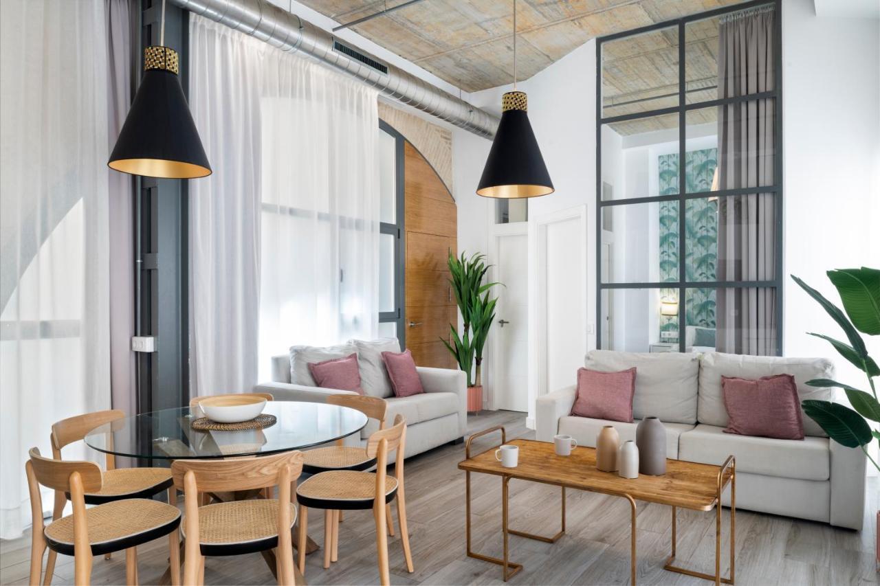 Suites Maestranza - Herreria By Magno Apartments Севиля Екстериор снимка