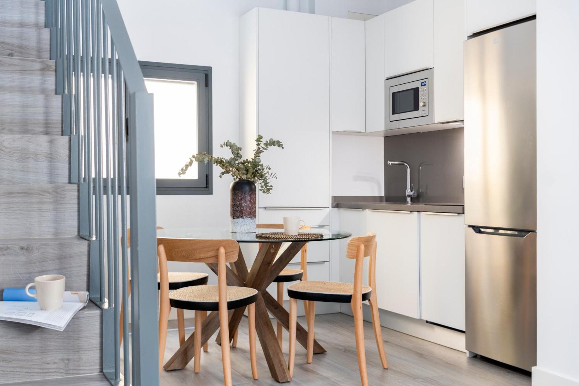 Suites Maestranza - Herreria By Magno Apartments Севиля Екстериор снимка