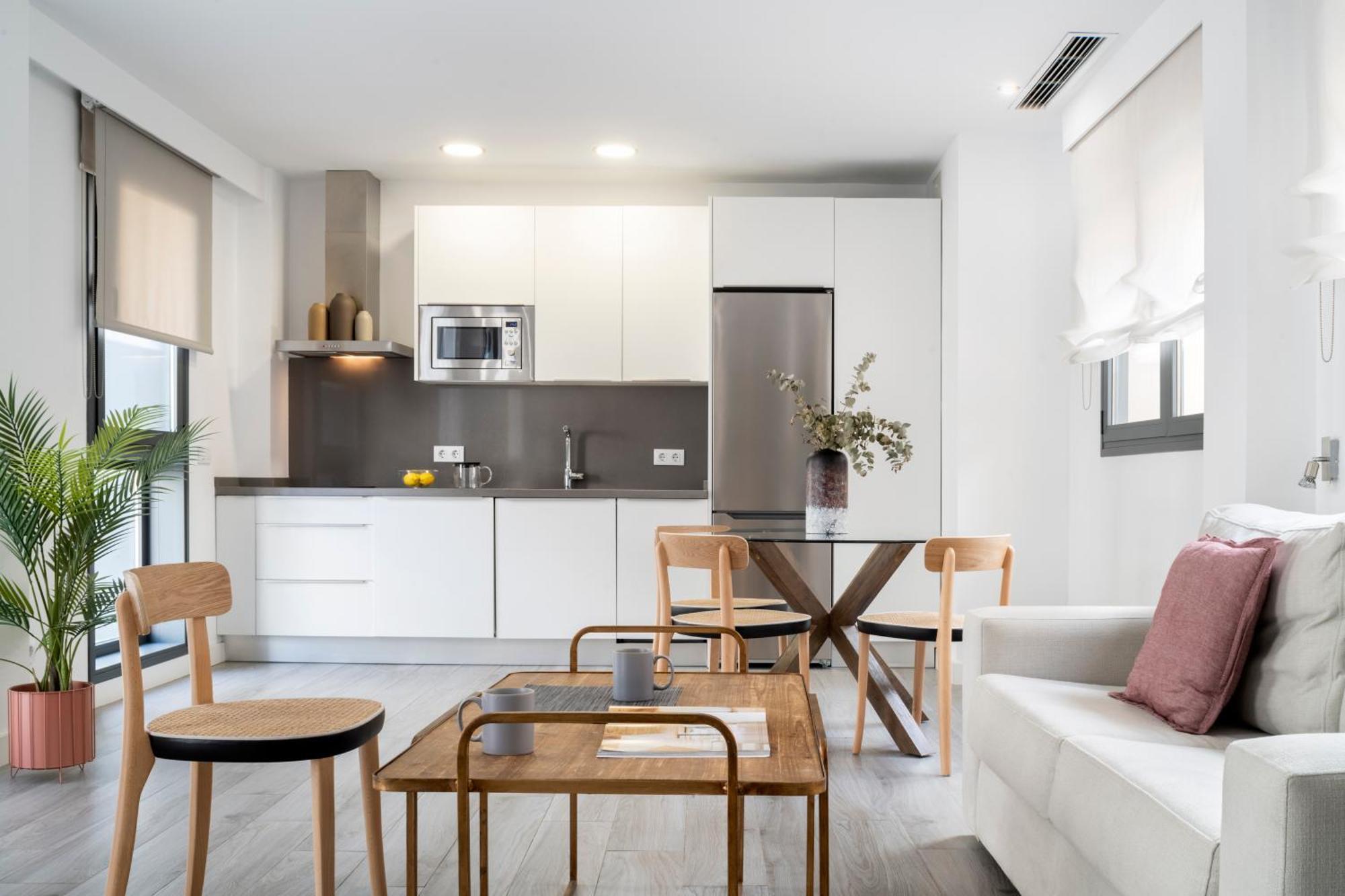 Suites Maestranza - Herreria By Magno Apartments Севиля Екстериор снимка